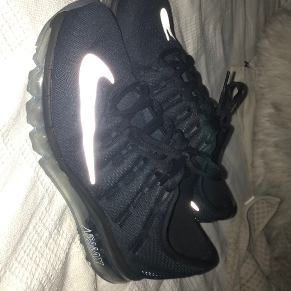 nike airmax black and grey